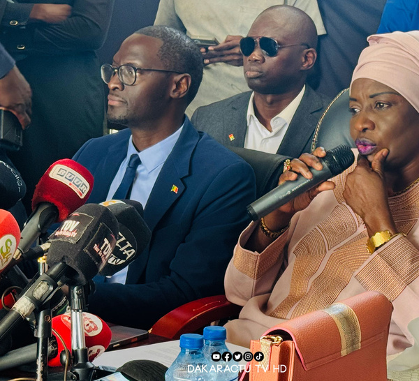 La coalition « Diomaye Président » par la voix de sa superviseur générale Aminata Touré présente quatre avant-projets de réformes institutionnelles et électorales