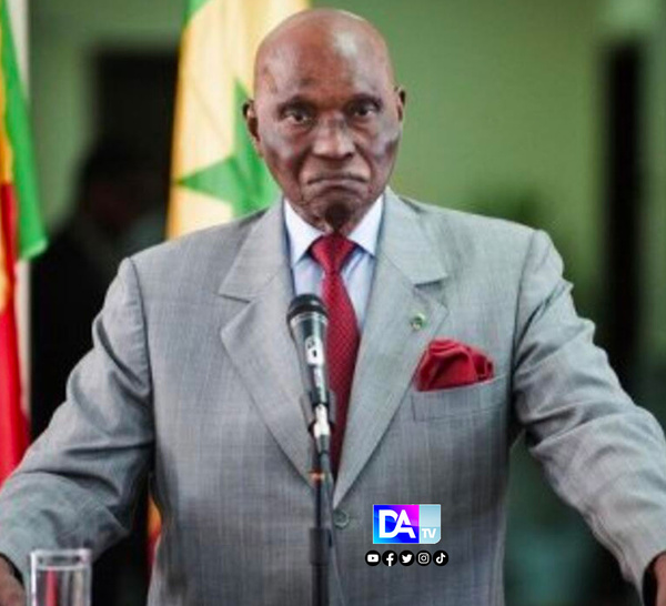 100 ans de Abdoulaye Wade : Le Maître qui croyait en sa jeunesse  (Par L’Honorable Député Abdou Mbow)