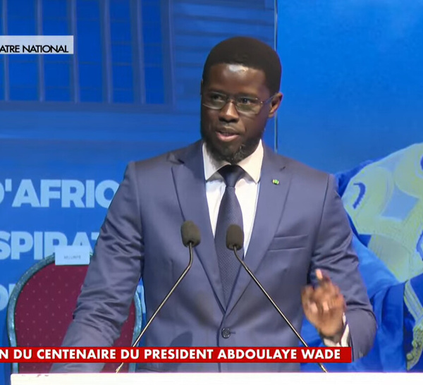 Le vibrant hommage de Diomaye à Wade : « Patience, respect et primauté de la nation… vous avez compris que la démocratie n’est pas un butin que l’on arrache… »