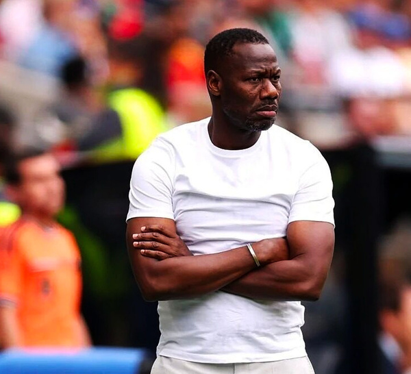 La Fédération sénégalaise de football se sépare de Pape Bouna Thiaw et de son staff