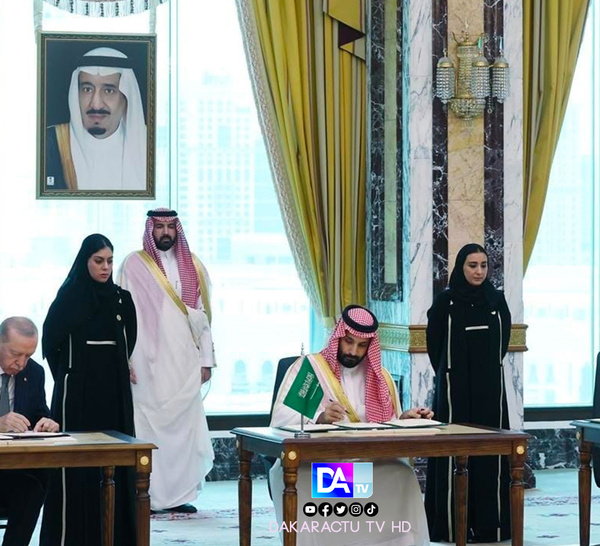 Arabie saoudite, Pakistan et Turquie scellent un pacte de défense en pleine guerre au Moyen-Orient