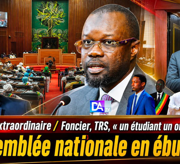 🔴 DIRECT | Session extraordinaire / Foncier, TRS, « un étudiant un ordinateur »: L’Assemblée nationale en ébullition