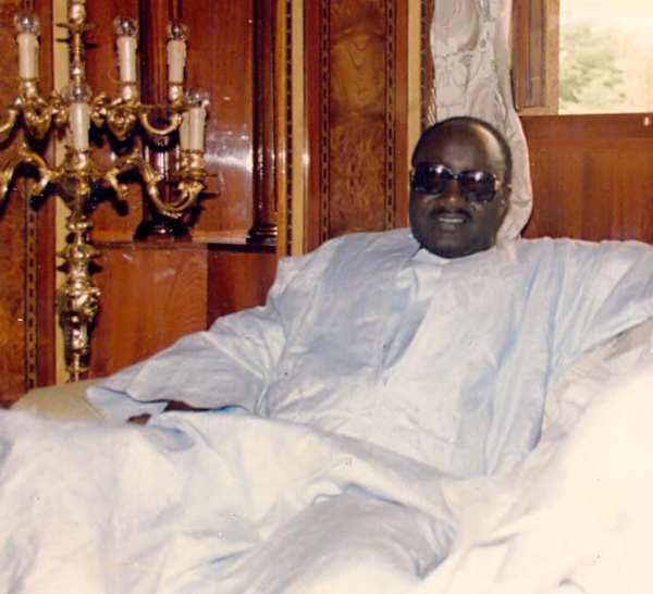 MANSOUR GAYE BIOGRAPHE DE DJILY MBAYE DÉMENT LE TCHADIEN NGARLEJY YORONGAR