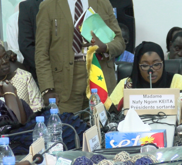 Dénigrement sur sa personne : Nafi N'gom Keïta annonce une réplique et sort sous les vivats de la foule