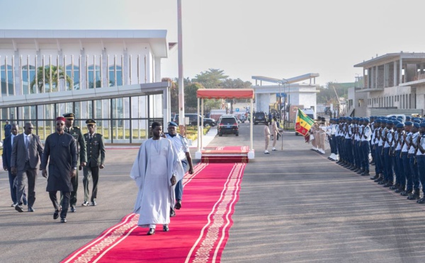 Organisation de la coopération Islamique: Le président Bassirou Diomaye Faye est arrivé en Gambie