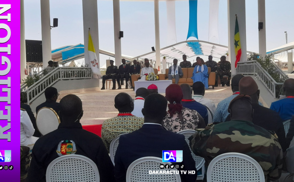 Popenguine : le président Bassirou Diomaye Faye vient d'arriver au sanctuaire marial Notre-Dame de la Délivrance
