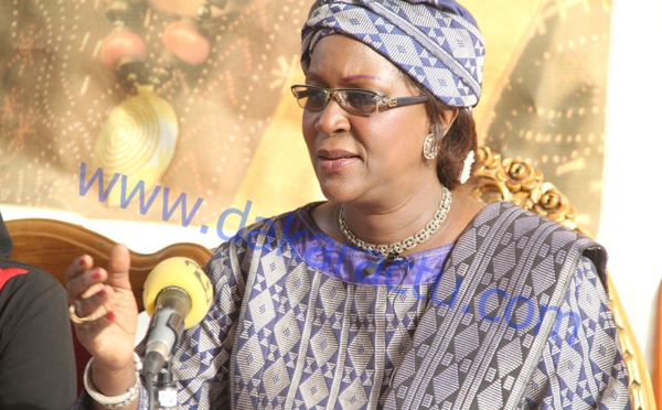 Après avoir demandé le boycott : Amsatou Sow Sidibé devient partisane du Non