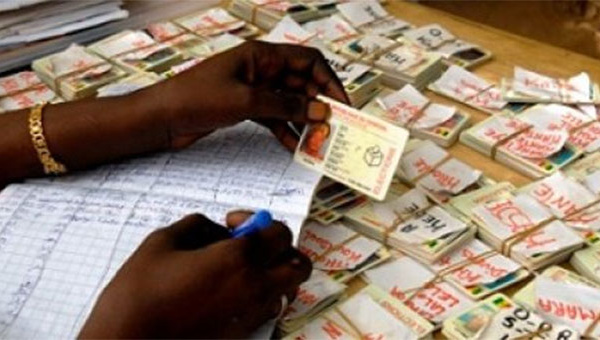 Vote des nouveaux inscrits avec leur carte nationale d’identité : Le front du «NON » dit niet