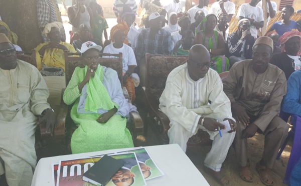 DIARRERRE : La mairesse Thérèse Faye Diouf à fond dans la campagne pour un OUI massif