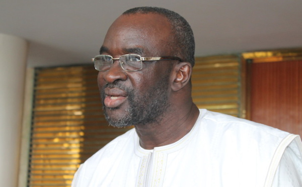 COUPS DE FEU À 300 MÈTRES DE LA GRANDE MOSQUÉE : Cissé Lô solde ses comptes avec le mouvement " Reecu""