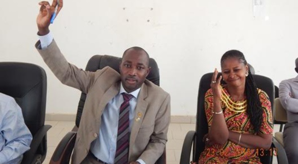 Kédougou : Le Député Maire libéral Mamadou H. Cissé fait faux bond à ses camarades et vote OUI