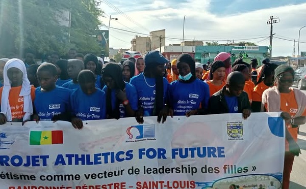 Leadership des filles à travers l'Athlétisme : l'IA, les IEF et PLAN lancent le projet "Athletics for future"