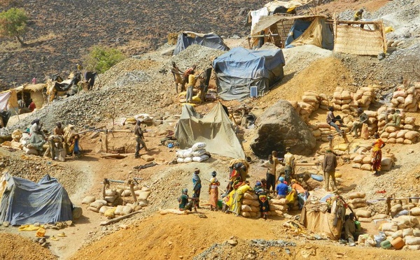 Tambacounda : un vol nocturne de cailloux aurifères vire au drame, six morts sous les décombres
