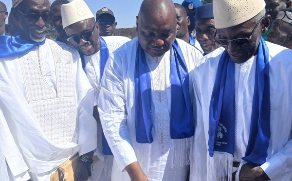 Basketball à la base : Me Babacar Ndiaye pose la premiere pierre d'un terrain moderne à Ségré