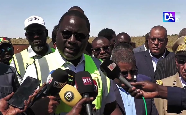 Saint Louis : Retard dans l'exécution des travaux de construction du pont de Rosso, le ministre Déthié Fall hausse le ton