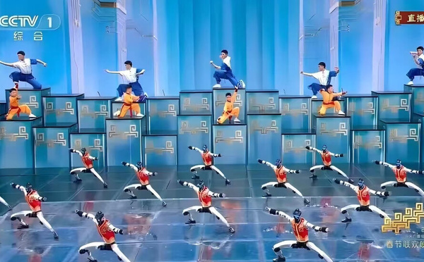 Le Gala du Nouvel An chinois 2026 suscite l'attention et les éloges des publics étrangers pour les "robots humanoïdes" chinois