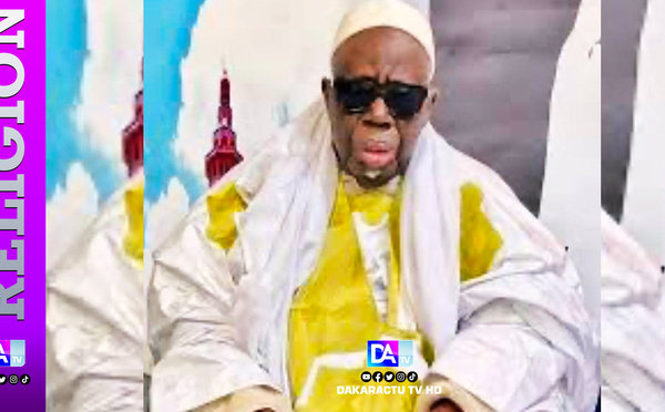 TOUBA- Rénovation de la Grande Mosquée / Serigne Cheikh Say remet 184 millions au Khalif