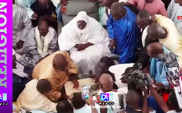 TOUBA- Rénovation de la Grande Mosquée  / Le Khalife pose la première pierre et salue l’immense engagement des talibés