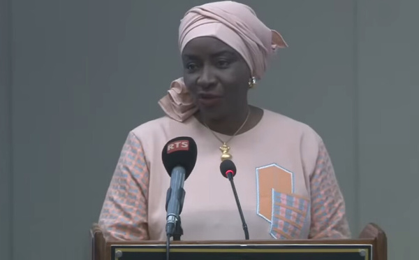 Débats sur les questions sociales et politiques : "Il est temps que les intellectuels de ce pays  retrouvent leur courage, parce que c’est une question  de courage..." (Aminata Touré)