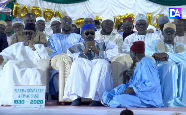 Ziarra Générale : Le Khalife général des Tidjanes prie pour la paix au Moyen-Orient