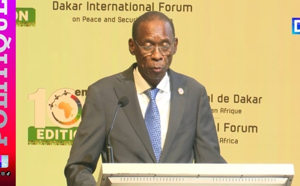 Forum de Dakar sur la paix et la sécurité en Afrique : Le ministre Cheikh Niang  appelle à l’unité africaine dans son discours de clôture
