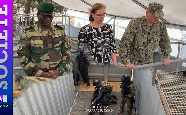 Lutte contre les trafics en mer : la Marine nationale dresse le bilan de l’exercice Obangame Express 2026 à Bel-Air