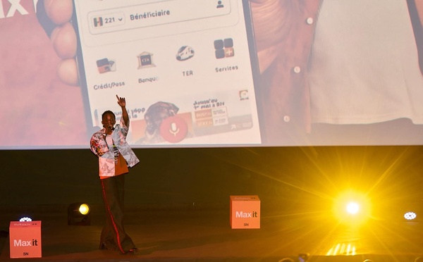 Orange Sénégal lance une nouvelle version de Max it et mise sur Samba Peuzzi pour séduire la jeunesse