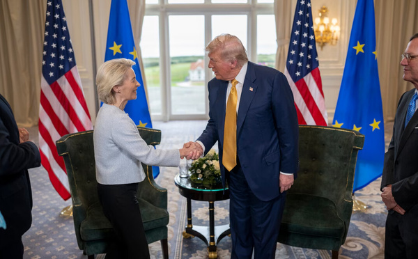 Droits de douane: l’accord commercial entre l’Europe et les États-Unis sera renégocié après Trump