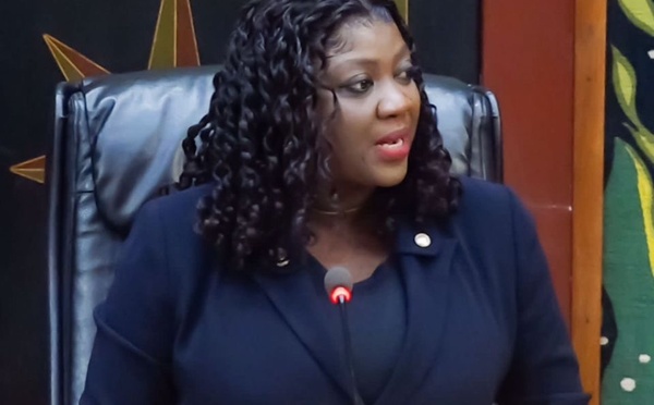 Sira Ndiaye, ancienne vice-présidente de l’AN : « Il n’existe aucun moyen légal de faire siéger Ousmane Sonko à l’Assemblée nationale »