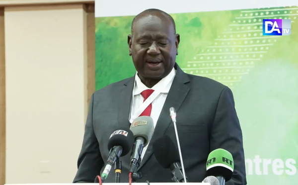 Colloque du REFELA à Dakar :  Le président de l'AMS, Oumar Bâ, appelle à une nouvelle ère du leadership féminin africain