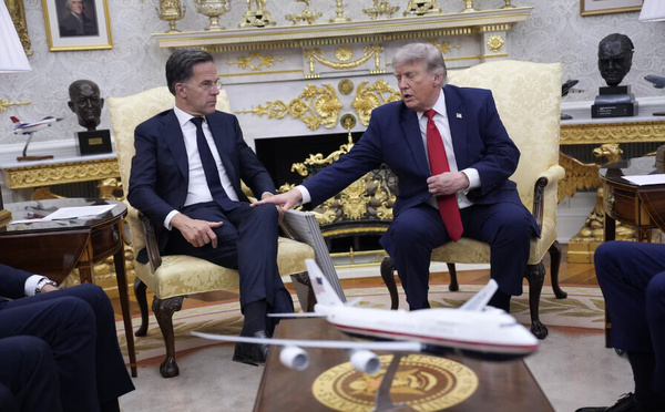 “Ils nous ont laissé tomber”: Trump s’en prend aux membres de l’Otan devant Mark Rutte