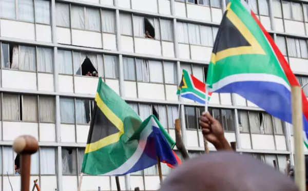 Afrique du Sud: le mouvement anti-sans papiers lance des manifestations hebdomadaires marquées par des agressions