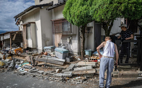 Séisme au Japon: le bilan grimpe à treize morts et une centaine de blessés