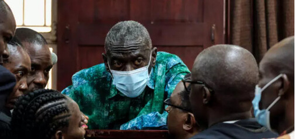 Ouganda: l’opposant Kizza Besigye placé en soins intensifs après un malaise au tribunal