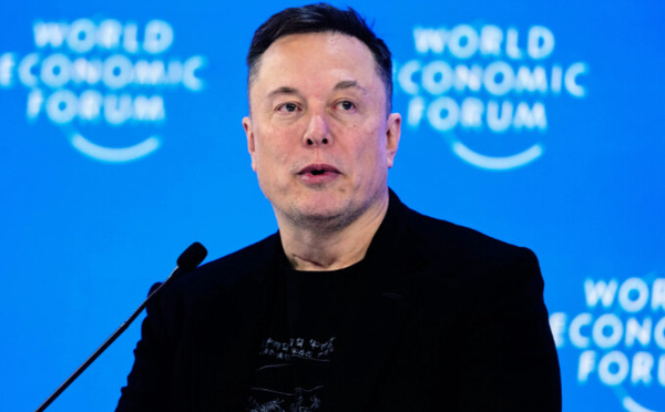 Elon Musk a perdu près de la moitié de sa fortune en six semaines