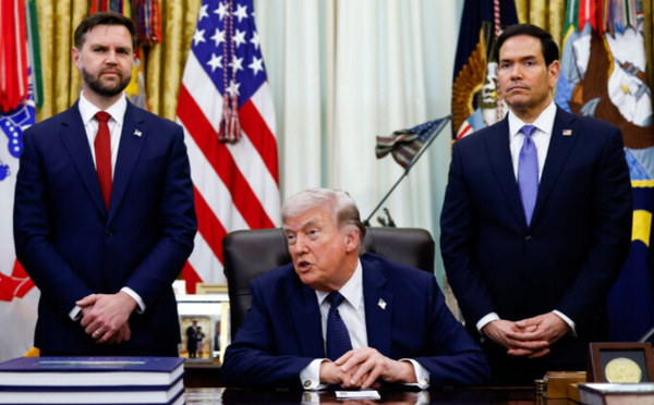 Lors d’une réunion à huis clos, Trump aurait désigné son successeur pour 2028