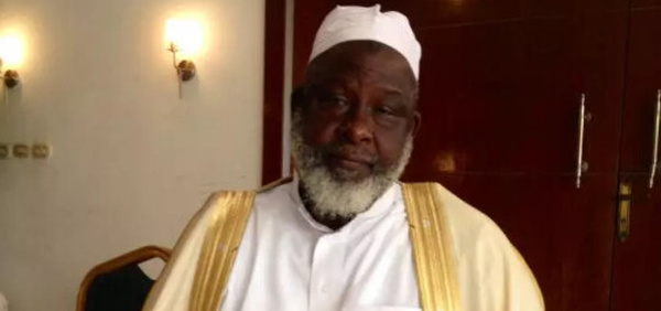Guinée: l'imam de la grande mosquée de Conakry «pardonne» et appelle à la libération de l'activiste Bella Bah
