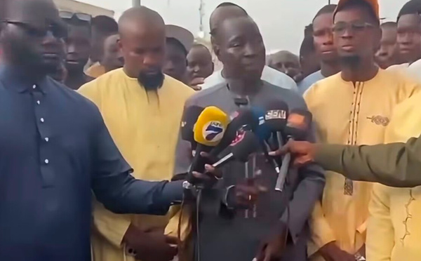 TOUBA-MBACKÉ – Une réunion de Kiiraay se termine en queue de poisson – Le leadership de Abib Diop vivement contesté