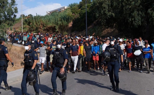 Espagne: 1800 places d'hébergements pour les migrants encore à Ceuta, 500 mineures isolées prises en charge