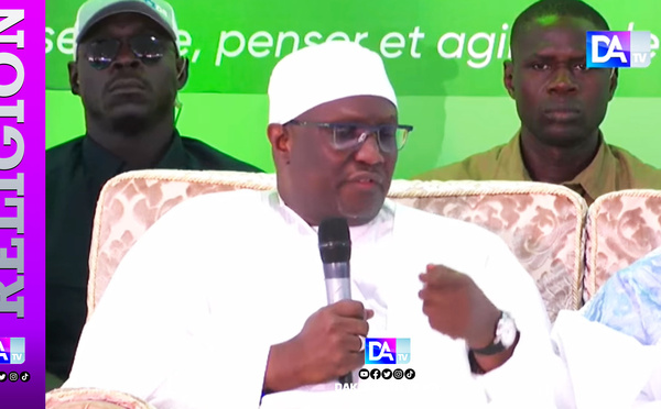 Cérémonie officielle du gamou de Tivaouane: Le ministre de l'intérieur salue " la trajectoire lumineuse" de Seydi El hadj Malick Sy