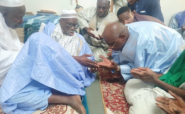 Doumga Ouro Alpha: Farba Ngom clôture le Gamou aux côtés de son guide religieux après une tournée dans le Fouta