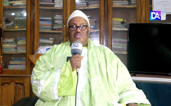 Séance de prières à Thiès: Cheikh Ahmed Saloum Dieng présente ses condoléances à Serigne Mountakha Bassirou Mbacké et prie pour " Mahmadane Sarr"....