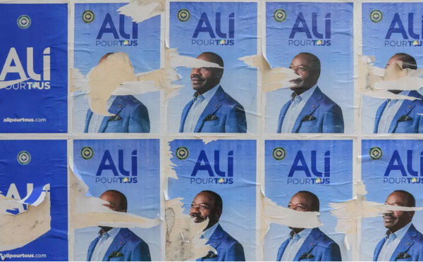 Gabon: l'ancien président Ali Bongo se défend publiquement dans l'affaire des biens mal acquis