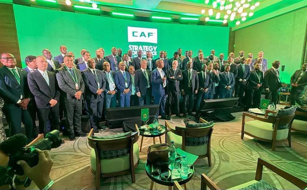 CAF / FIFA: L'AFRIQUE N'EST PAS DU BÉTAIL ÉLECTORAL (Mbaye Jacques DIOP) 