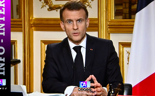 Violences du 17 octobre : "nous ressentons" de "la colère, de la honte", dit Macron
