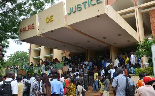 Burkina Faso: la junte au pouvoir rétablit la peine de mort