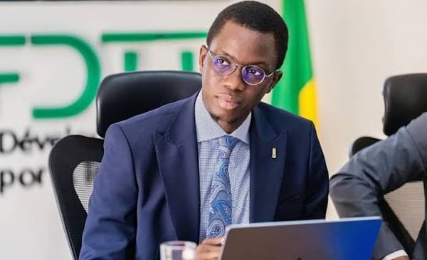 Bara Sow, Directeur général du FDTT et membre de Pastef,  annonce son retrait définitif de la vie politique